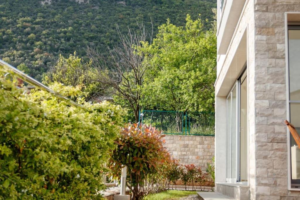 Acacia Hill Apartments تْشيرسيك نوفي المظهر الخارجي الصورة