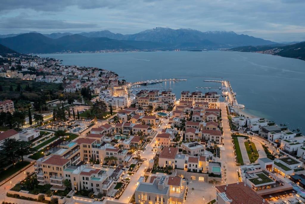 Acacia Hill Apartments تْشيرسيك نوفي المظهر الخارجي الصورة