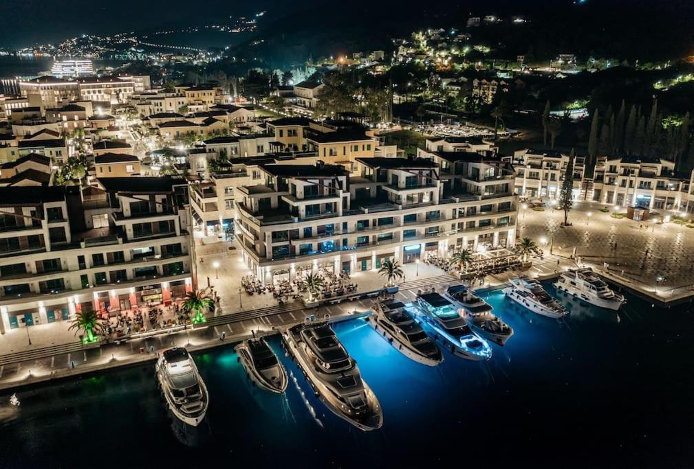 Acacia Hill Apartments تْشيرسيك نوفي المظهر الخارجي الصورة