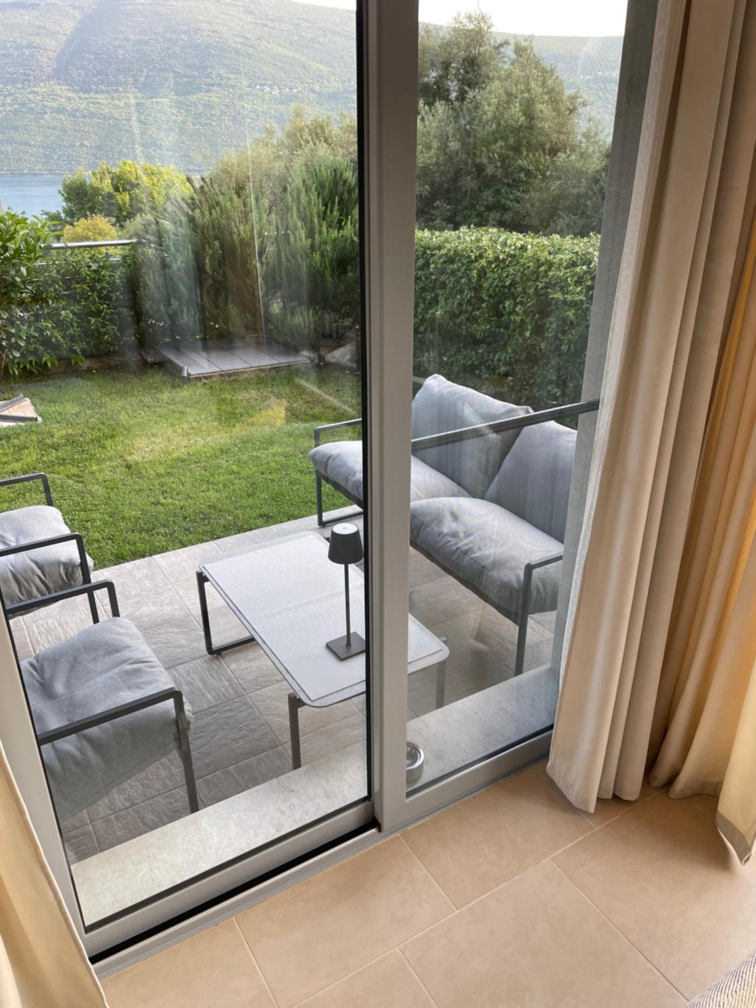 Acacia Hill Apartments تْشيرسيك نوفي المظهر الخارجي الصورة